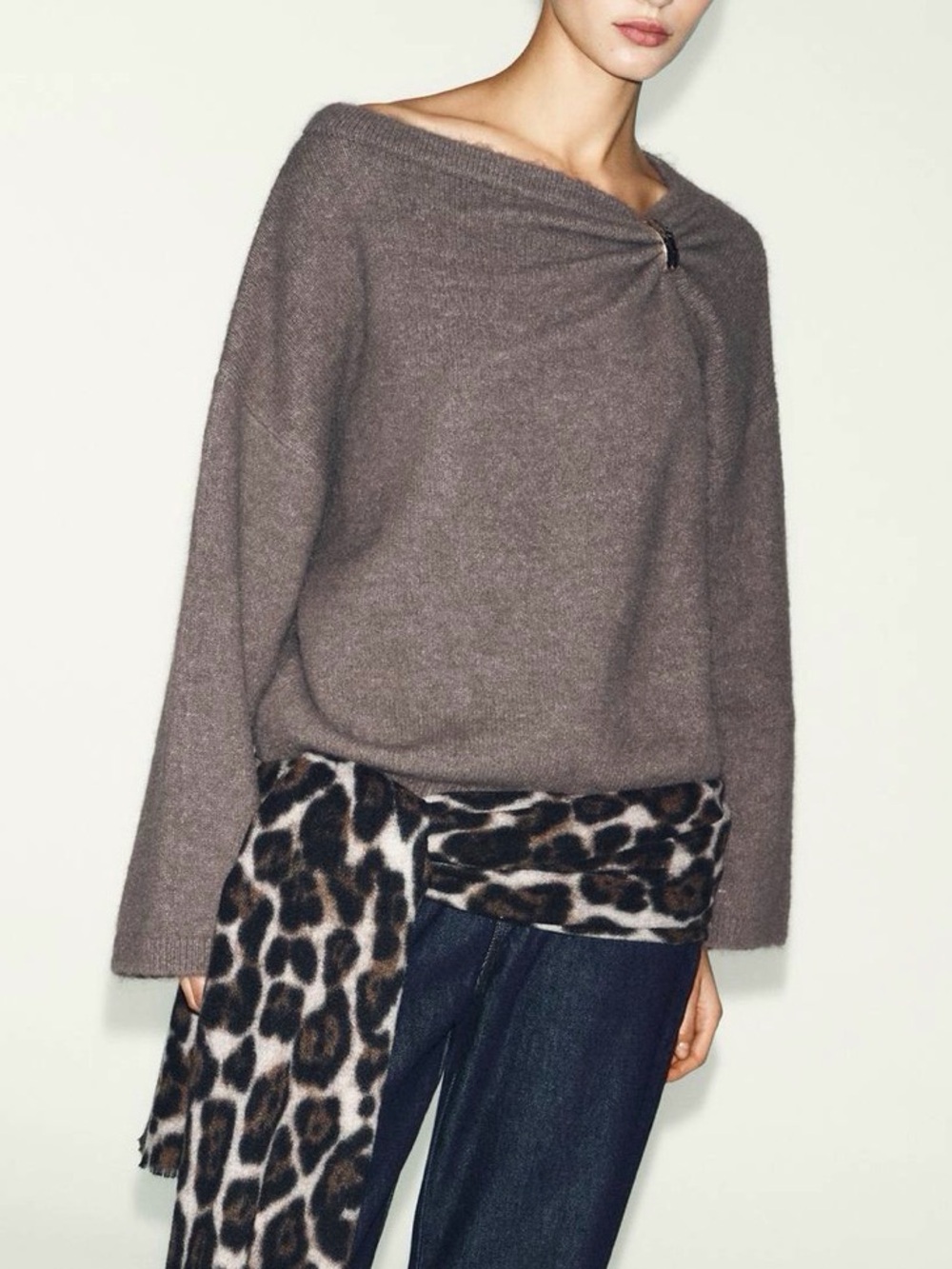 Zara NWT wool blend Taupe gold detail ruched off shoulder chunky Knit Sweater - Picture 2 of 6